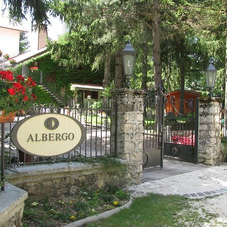 Lh Albergo Il Paradiso Pescasseroli Eksteriør billede