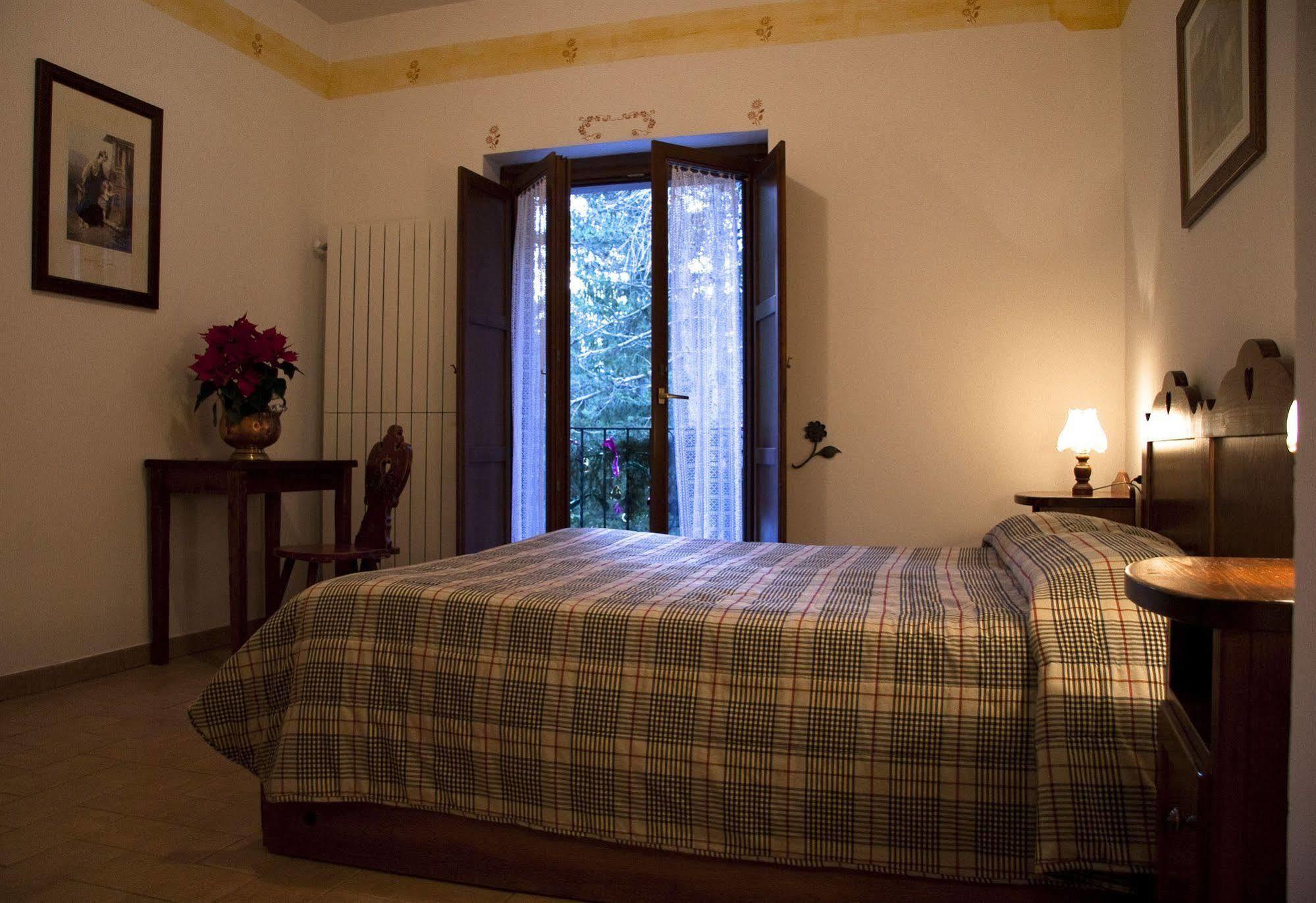 Lh Albergo Il Paradiso Pescasseroli Eksteriør billede