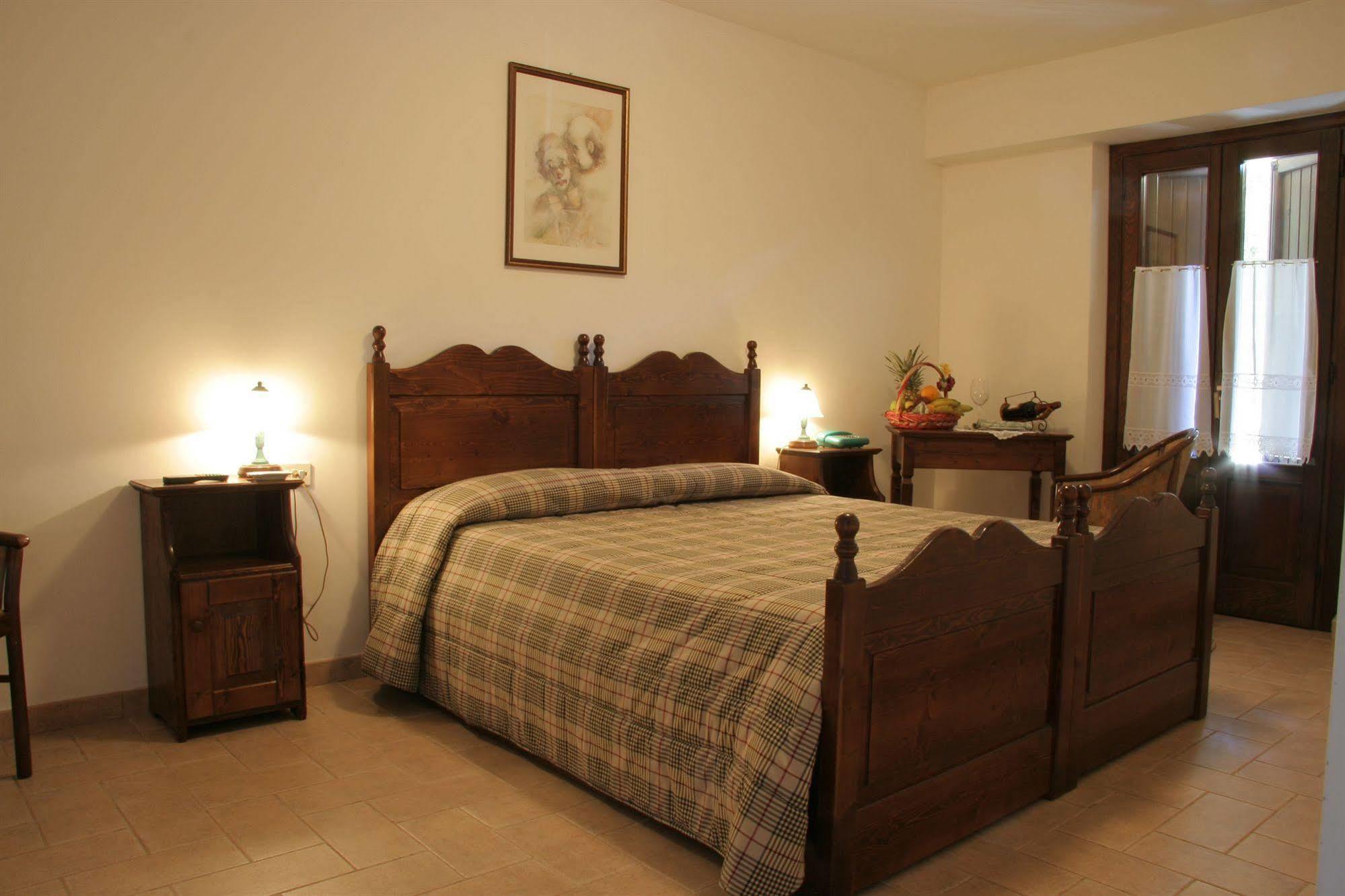 Lh Albergo Il Paradiso Pescasseroli Eksteriør billede