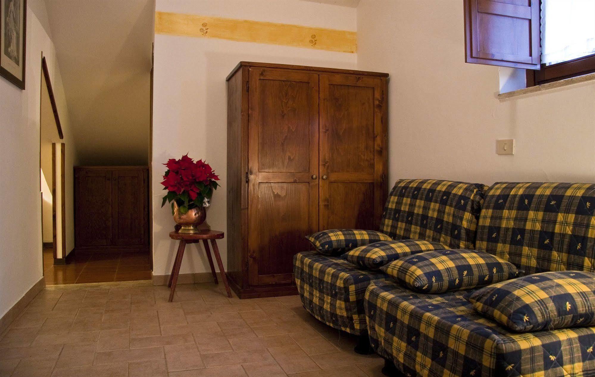 Lh Albergo Il Paradiso Pescasseroli Eksteriør billede